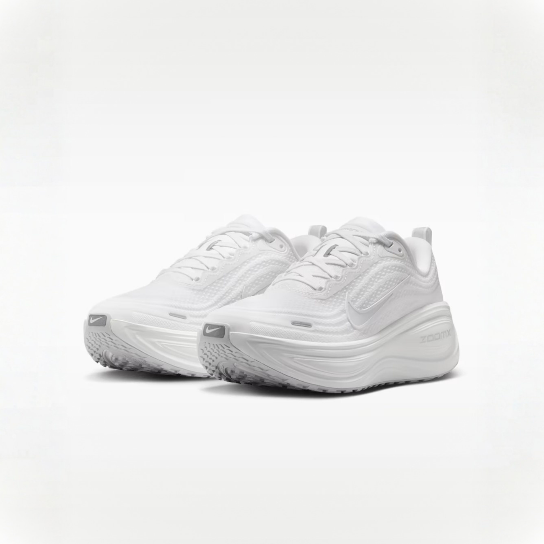 Vomero Plus White